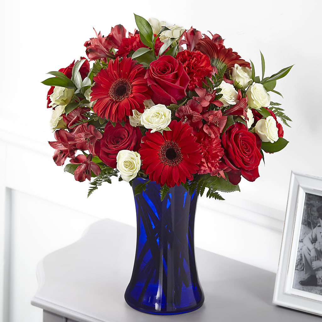 Hearts Embrace Bouquet – James Floral Shoppe, Wilkinsburg PA