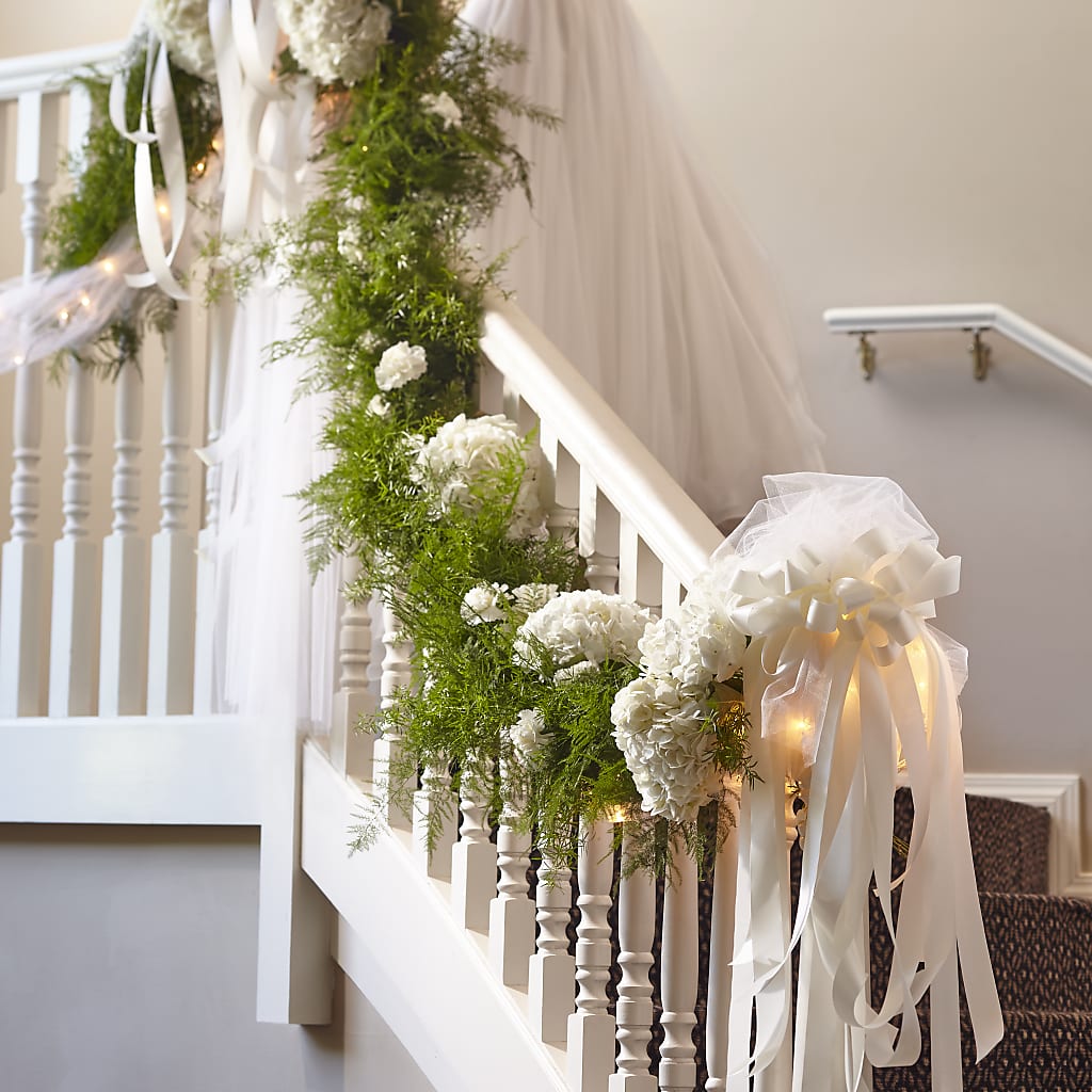 Champagne Dreams Garland – James Floral Shoppe, Wilkinsburg PA