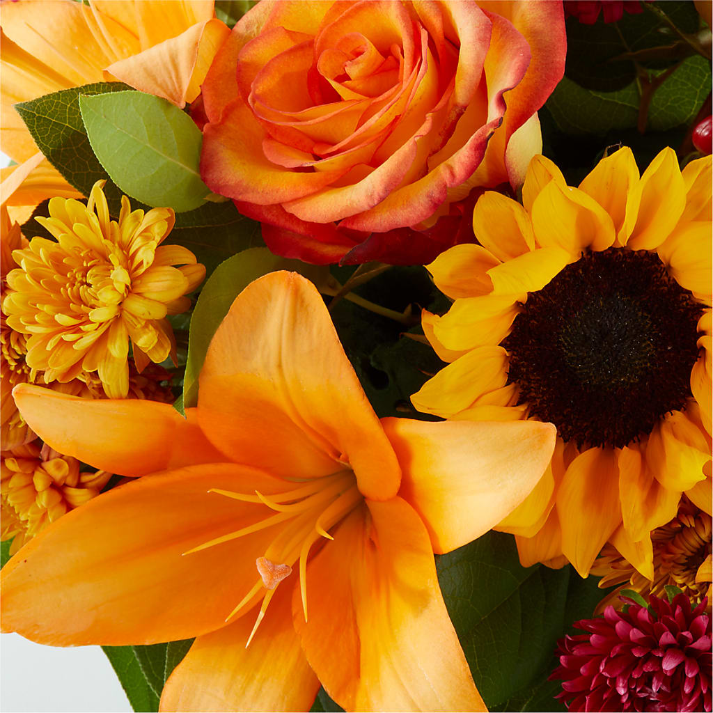 Grateful Centerpiece –  James Floral Shoppe, Wilkinsburg PA